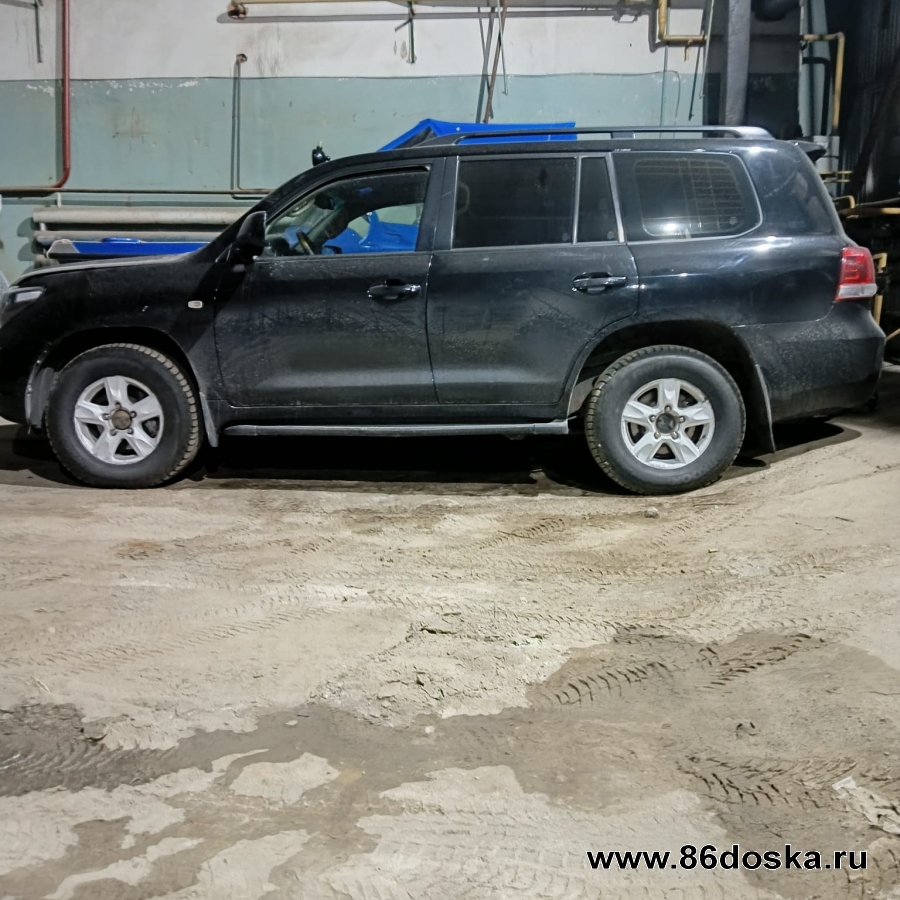 Предприятие реализует TOYOTA LAND CRUISER 200,  2008 г. в.