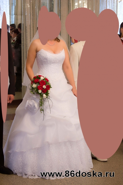 продам свадебное платье 44-50размера или дам напрокат