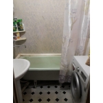 Продаётся 1-комн.        ДСК (3/5)        в 6 мкрн.