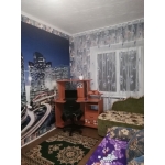 Продаётся уютная 3-х комнатная квартира в центре города.