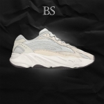 Сервис по доставке оригинальной лимитированной обуви yeezy/nike